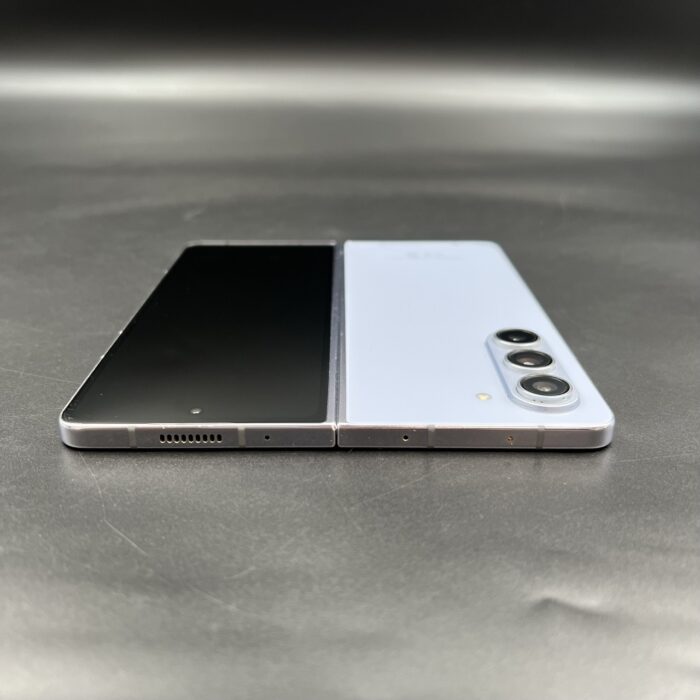 Samsung Galaxy Z Fold 5 256Gb Blue (Cracked Screen) - Image 5