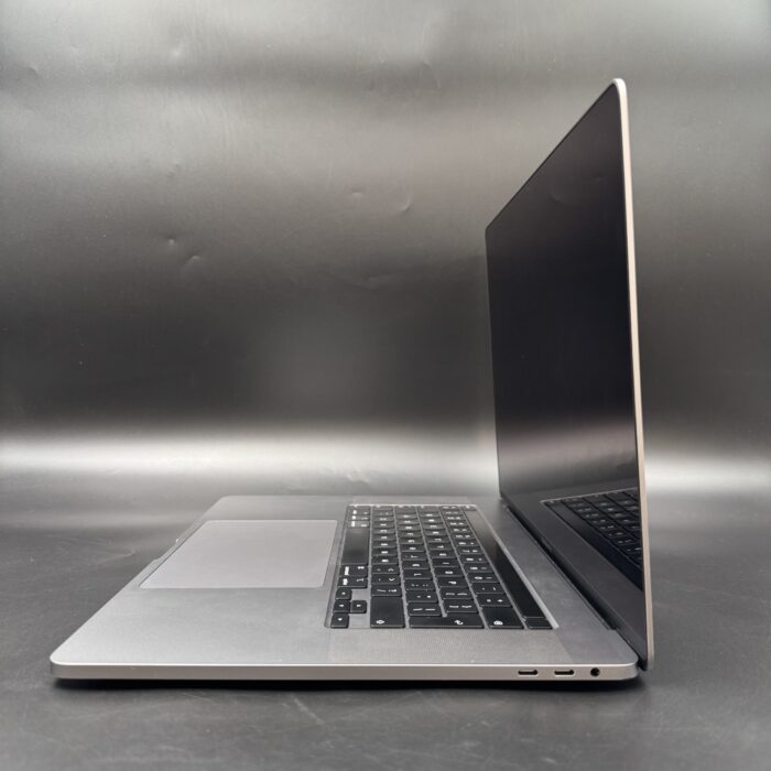 Macbook Pro 16" 2019 | 2,6GHz i7 | 16GB | 512GB Space Grey - Image 4