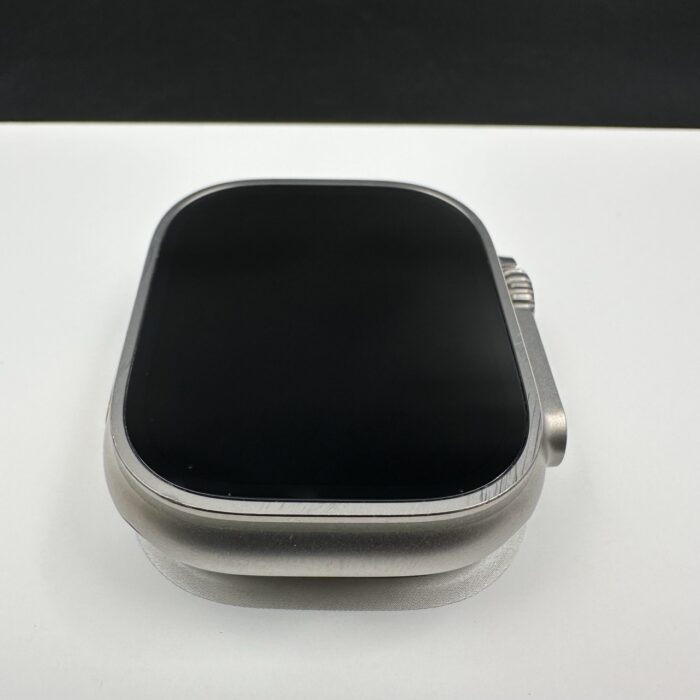 Apple Watch Ultra 2 49MM Natural Titanium Navy Ocean Band - Image 5