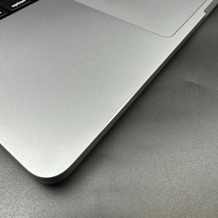 MacBook Pro 14" M2 Pro Chip 16GB Ram 1TB Space Grey - Image 4