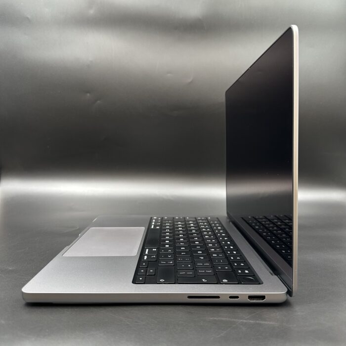 MacBook Pro 14" M2 Pro Chip 16GB Ram 1TB Space Grey - Image 5