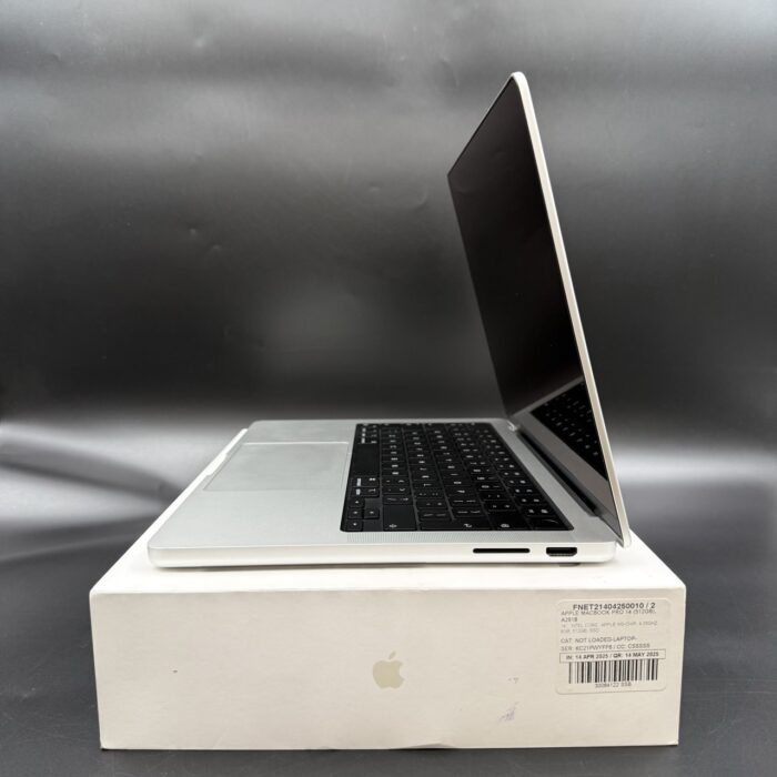 Macbook Pro 14" M3 | 8GB | 512GB | Silver - Image 6