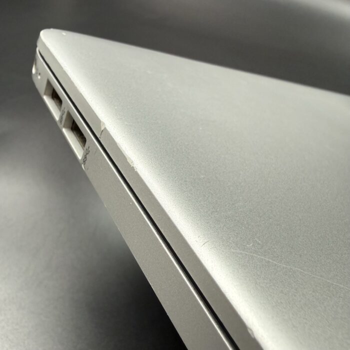 HP 15s-eq2xxx AMD Ryzen 5 @2.10GHz 8GB RAM and 512GB SSD Silver - Image 3