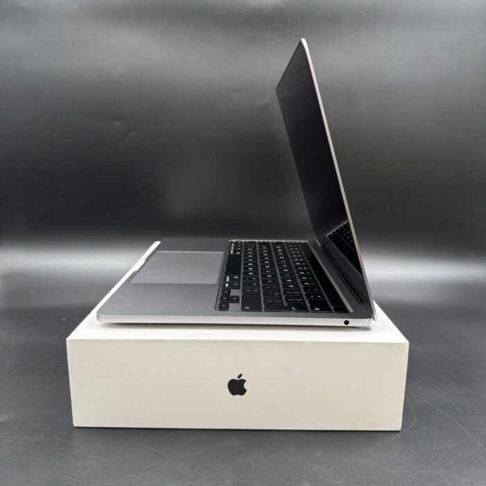 Macbook Pro 13"  | M1 | 8GB | 256GB | Space Grey - Image 5