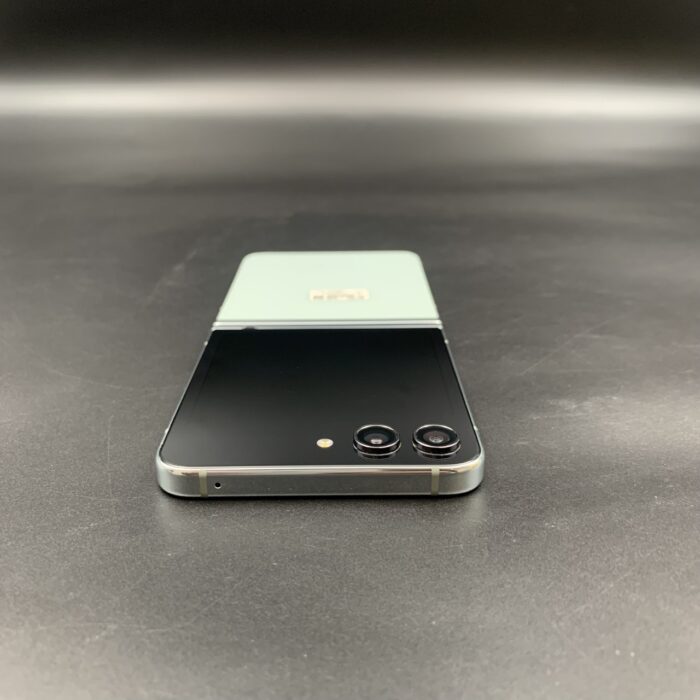 Samsung Galaxy Flip 5 512GB Teal - Image 5