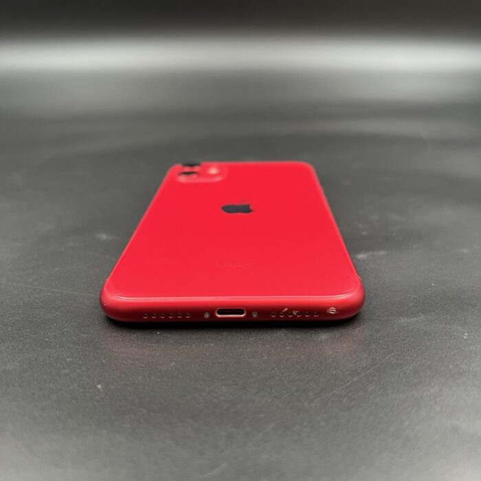 iPhone 11 128GB (Product) Red - Image 3