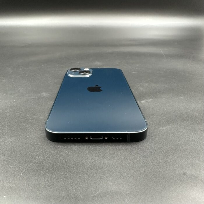 iPhone 13 128GB Midnight - Image 3