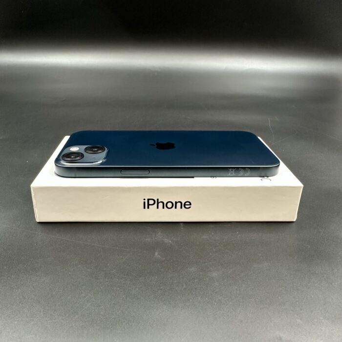 iPhone 13 128GB Midnight - Image 3