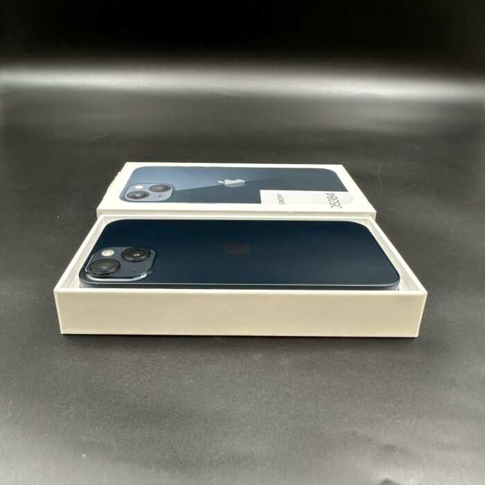 iPhone 13 128GB Midnight - Image 2