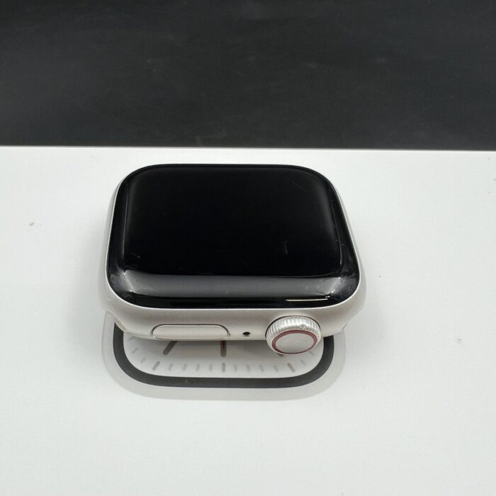 Apple Watch Series 7 41MM GPS + Cellular Starlight - Image 4