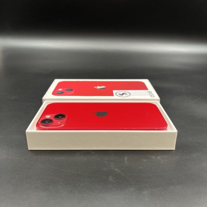 iPhone 13 128GB Red - Image 2