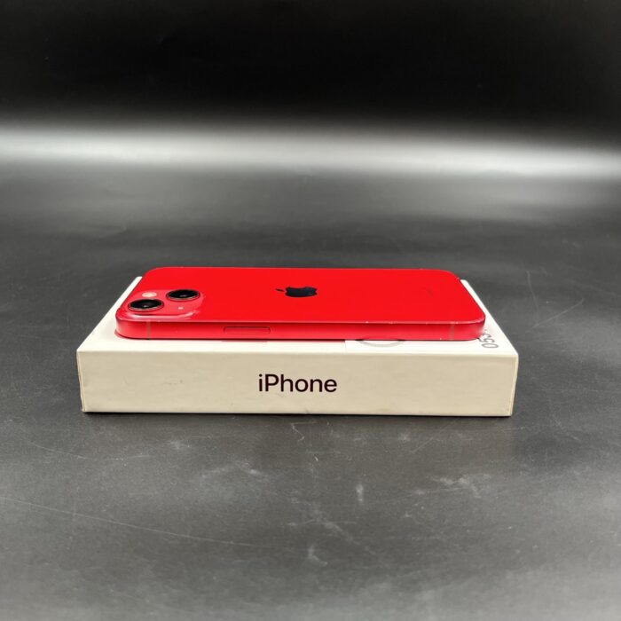 iPhone 13 128GB Red - Image 3