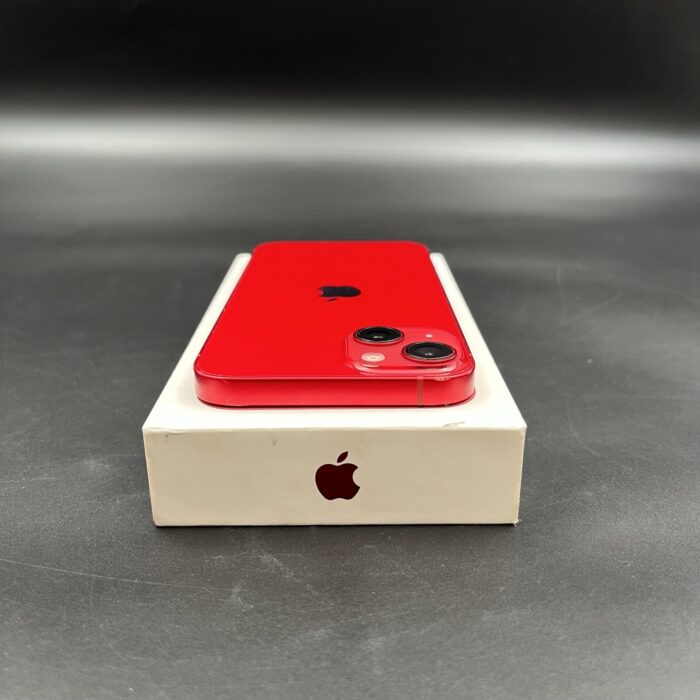 iPhone 13 128GB Red - Image 7