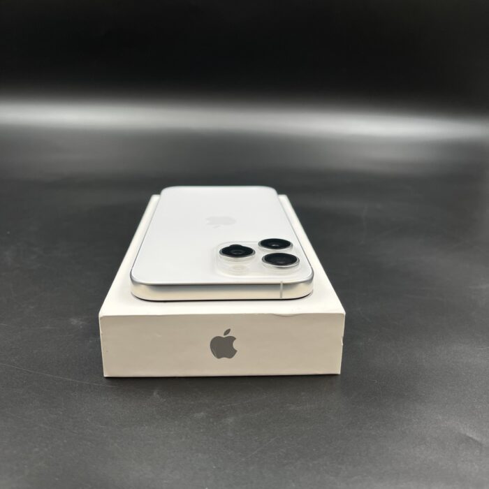 iPhone 16 Pro Max 512GB White Titanium - Image 6